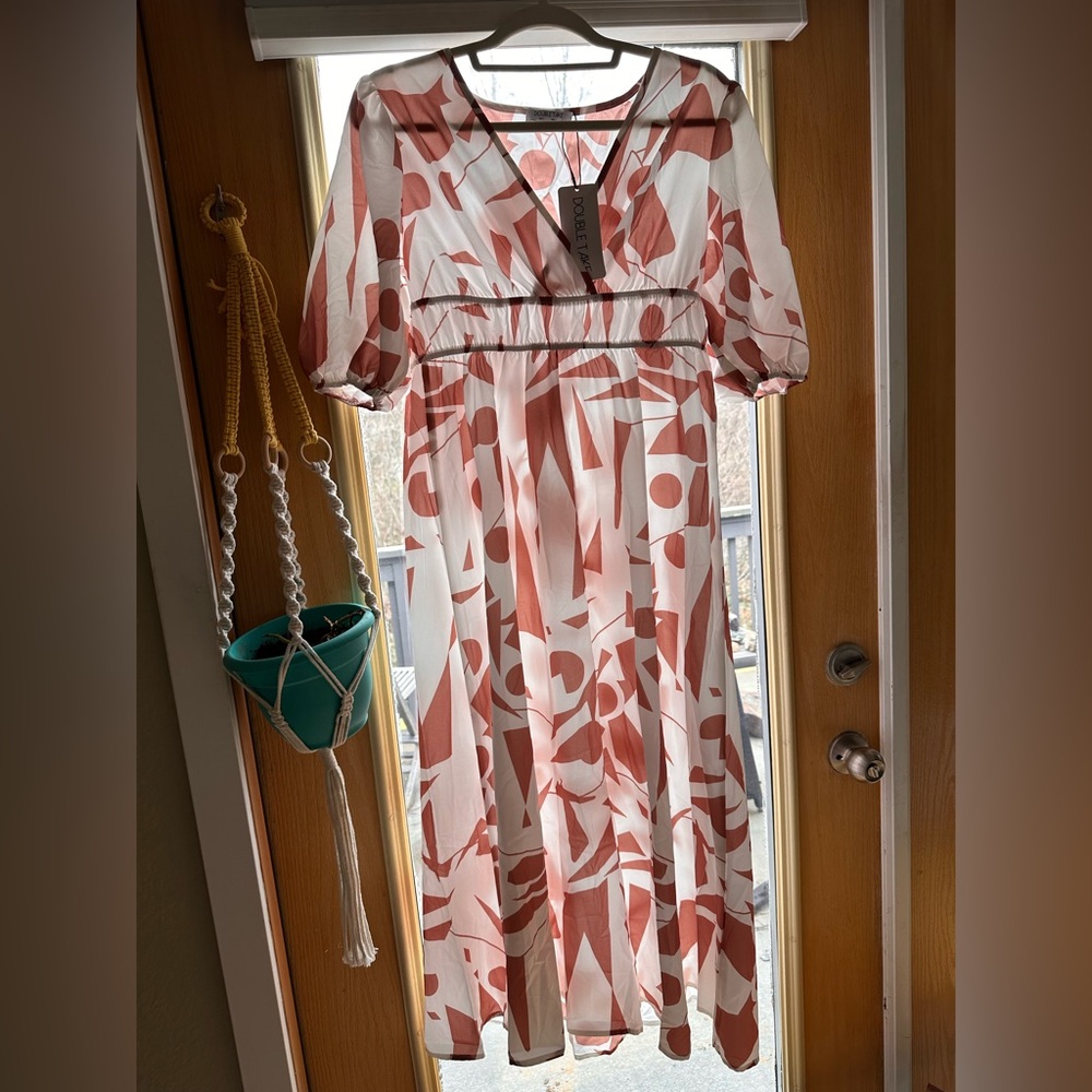 Elegant Abstract Maxi Dress in Rust and White